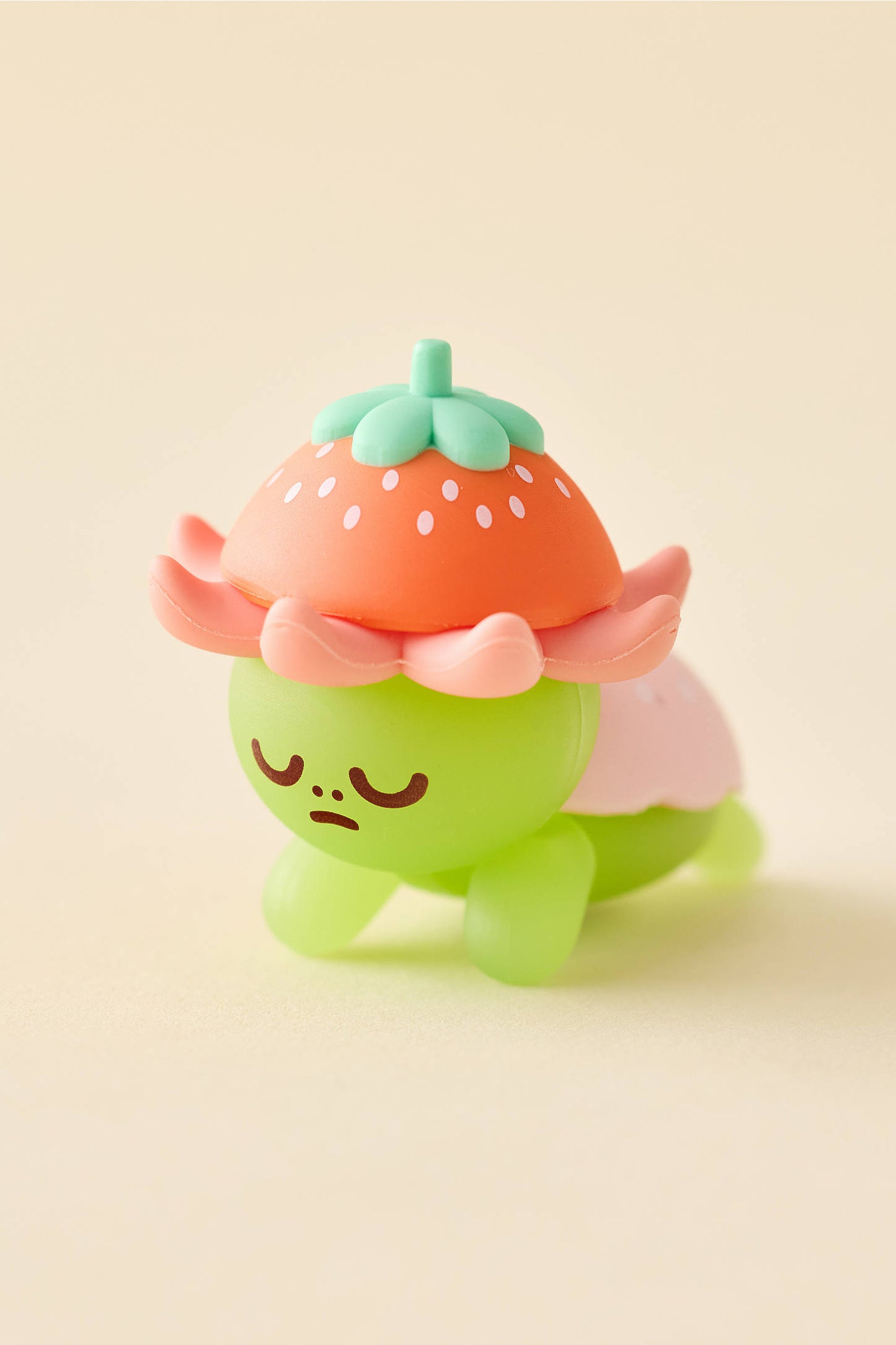 SMOKO Kawawa Glow-In-The-Dark Turtles Figure Blind Box