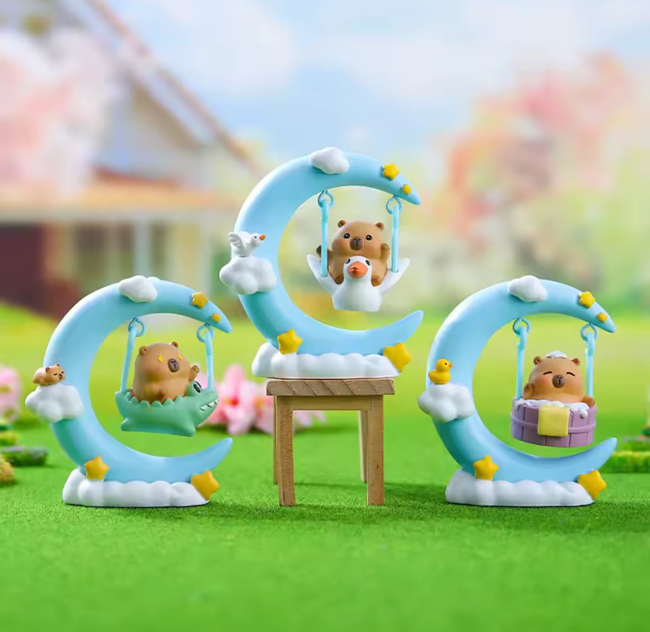 Fun Tuntun Capybara Cloud Swing Blind Box - OVERRATED