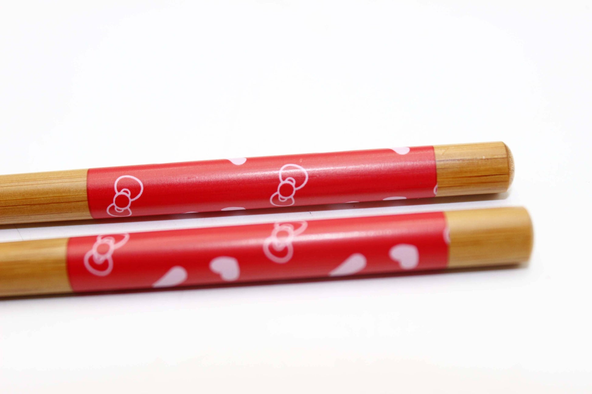 Hello Kitty 20oz Ceramic Ramen Bowl with Chopstick and Spoon - OVERRATED