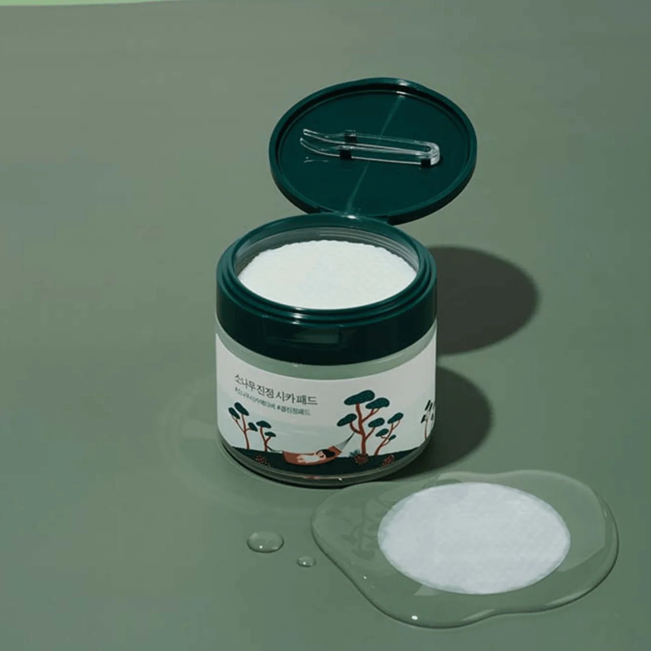 Round Lab Pine Calming Cica Pad - OVERRATED