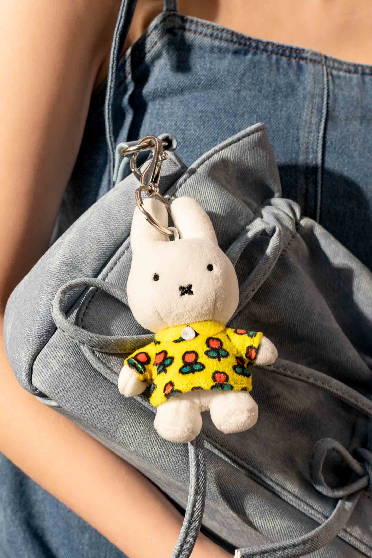 SMOKO Miffy Tulip Bag Charm Keychain - OVERRATED