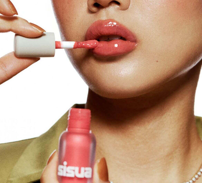 UNLEASHIA Sisua Popcorn Syrup Lip Plumper: Strawberry Cream