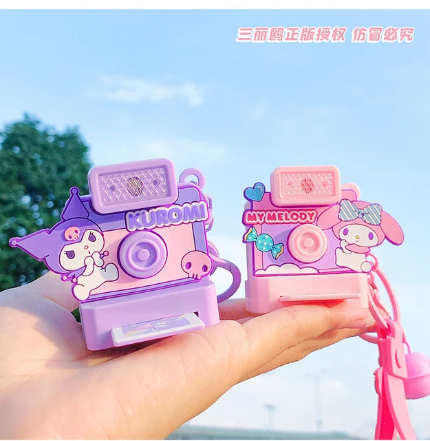 Kawaii Retro Light-Up Camera Keychain