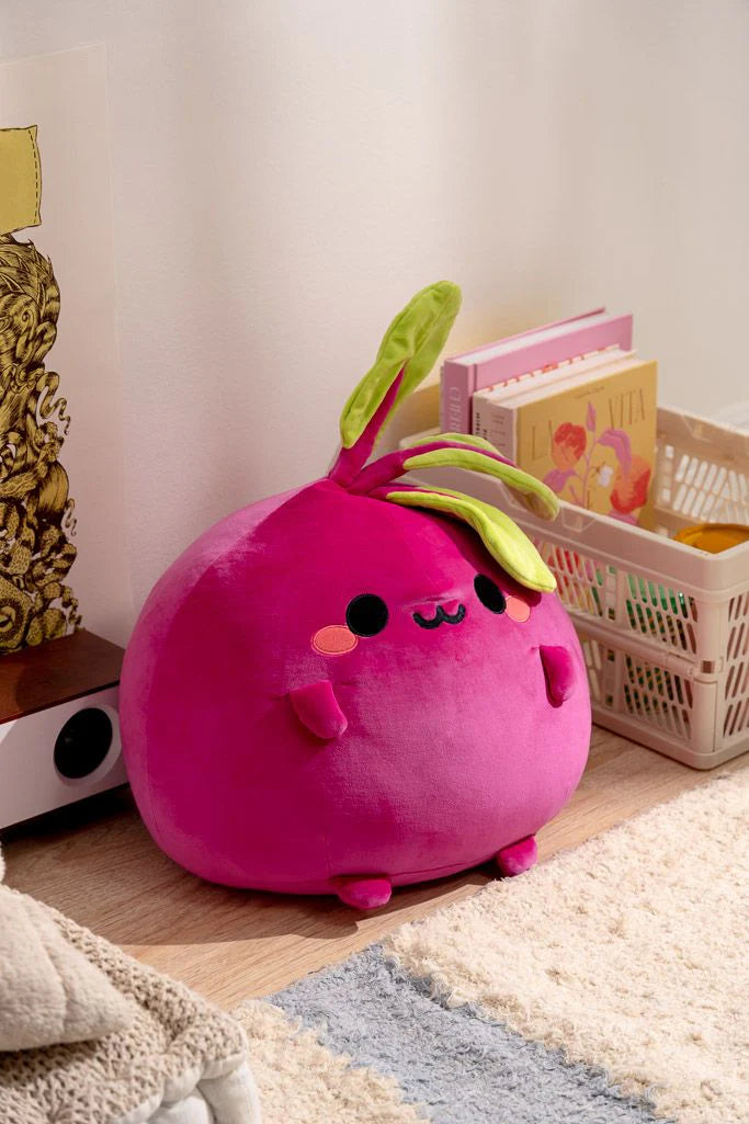 Smoko Beet Mochi Plushie