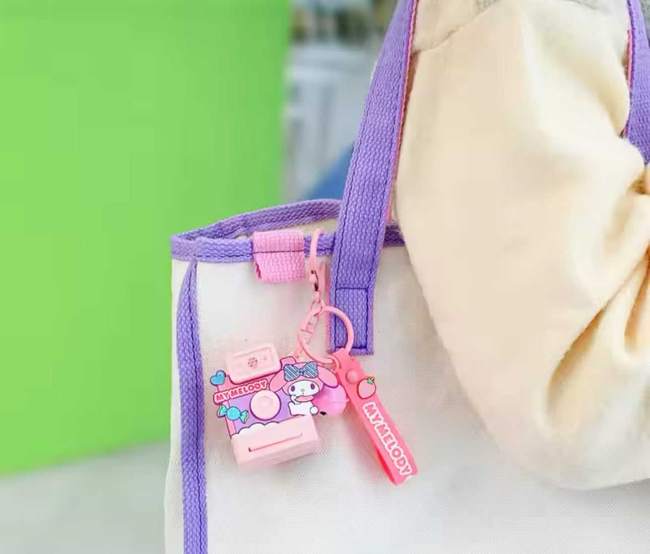 Kawaii Retro Light-Up Camera Keychain