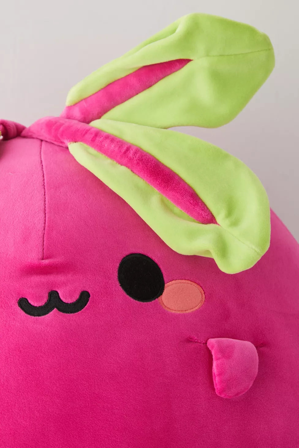 Smoko Beet Mochi Plushie