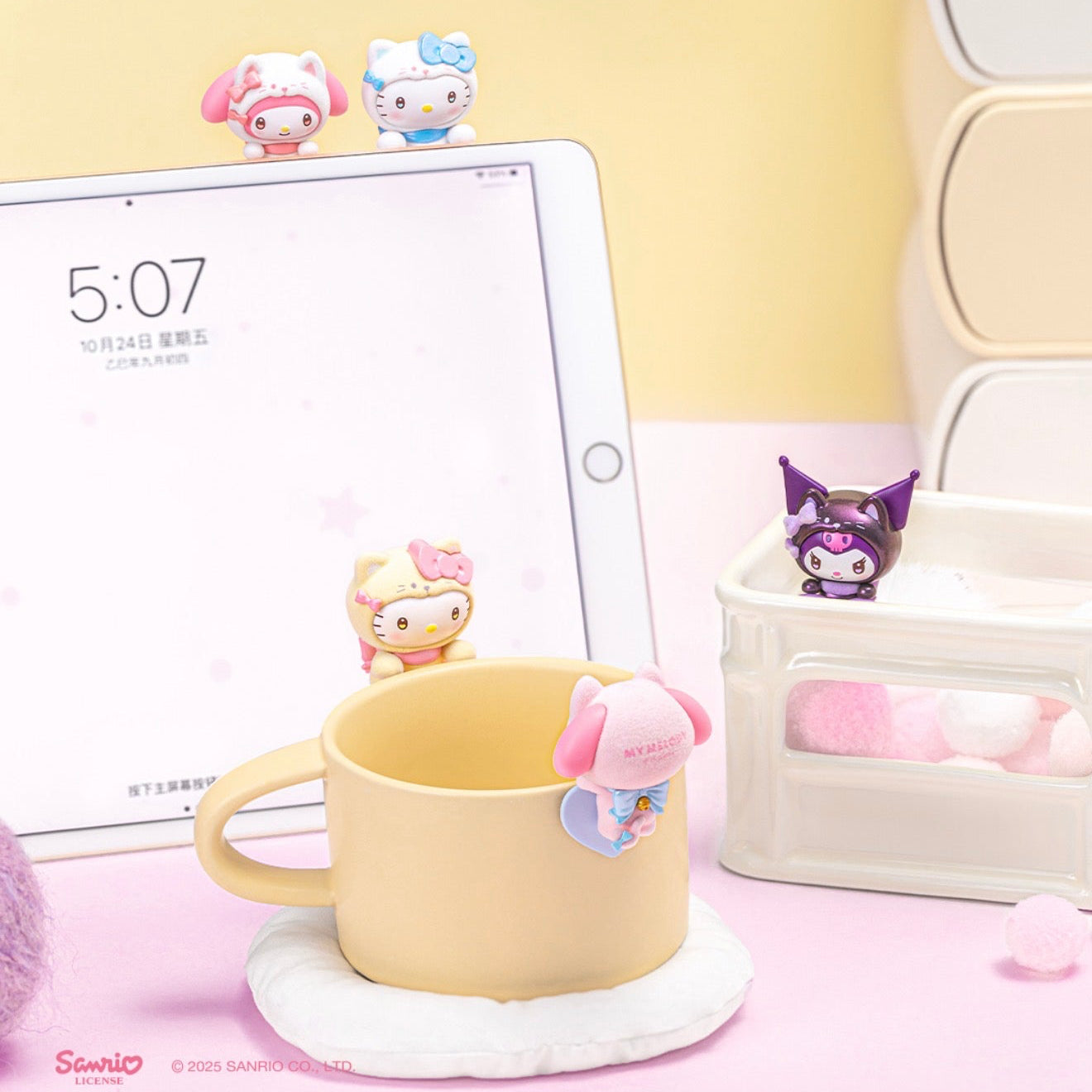 Moetch x Sanrio Characters Guardian Meow Squad Series Lying Bean Blind Box