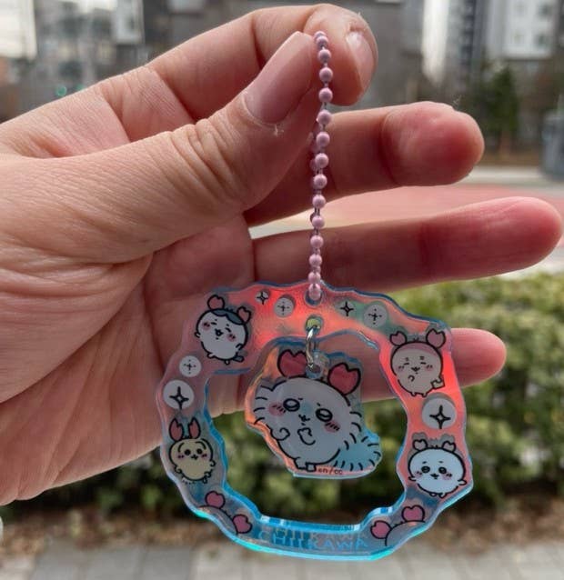 Chiikawa Twinkle Hologram Random key Ring Blind Box - OVERRATED