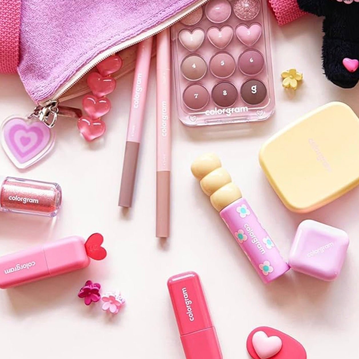 Colorgram eyeshadow palette lifestyle pink makeup look - Overrated Korean Beauty & More