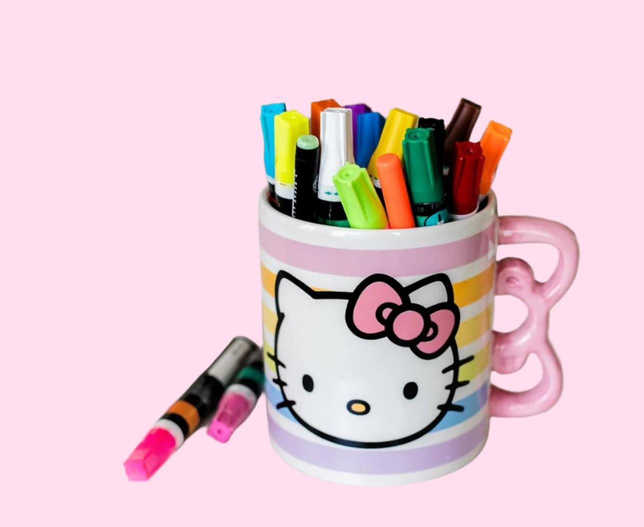 Hello Kitty 20oz Mug with Sculpted Bow Handle - OVERRATED