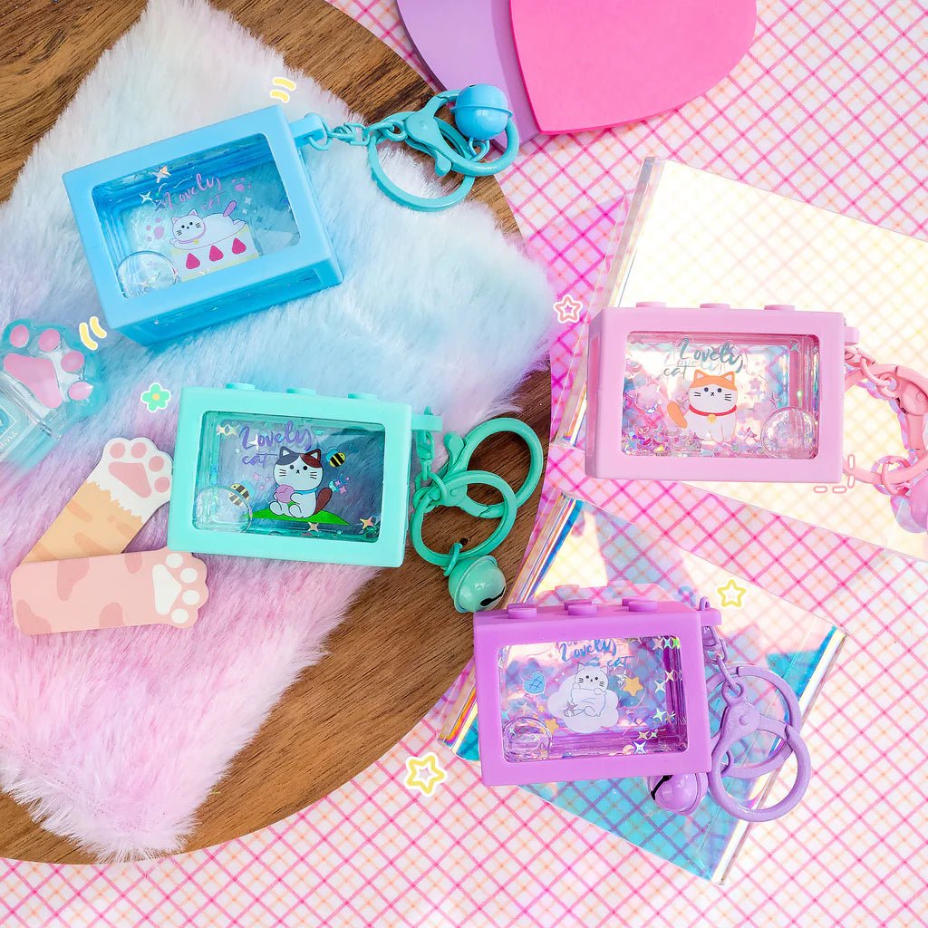 KIRA KIRA Lovely Building Block Liquid Effect Sensory Toy Keychain - OVERRATED