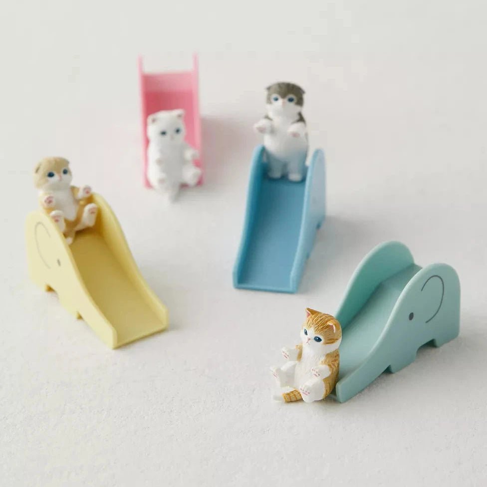 モフサンド Mofusand Cat On Slide Blind Box Figure - OVERRATED