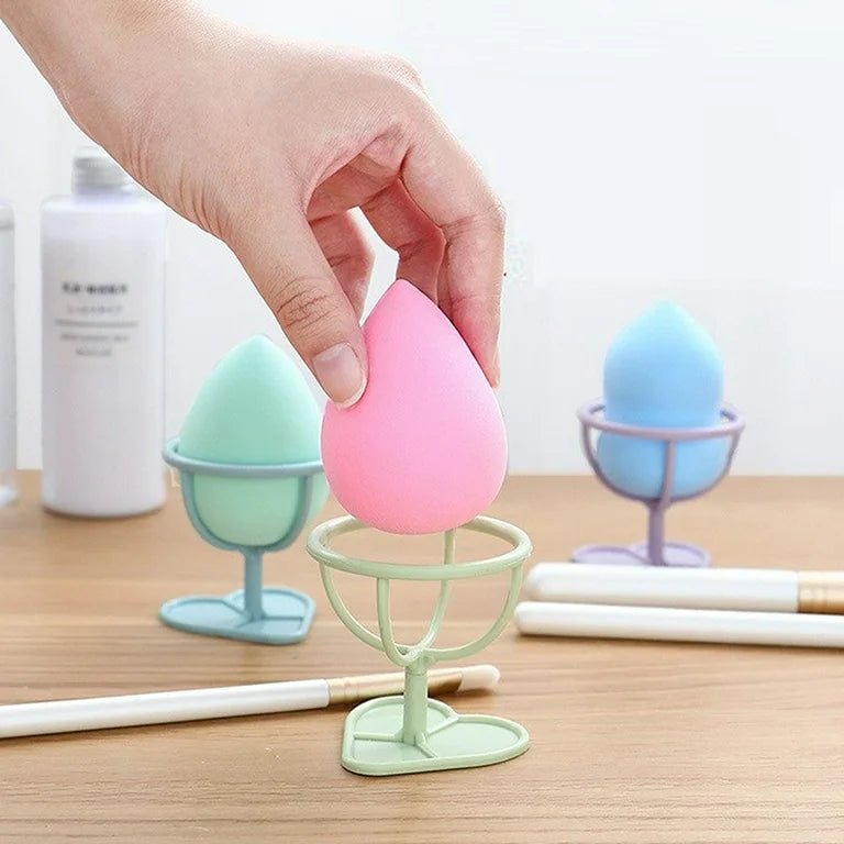 Puff Makeup Sponge with Metal Heart Holder - OVERRATED