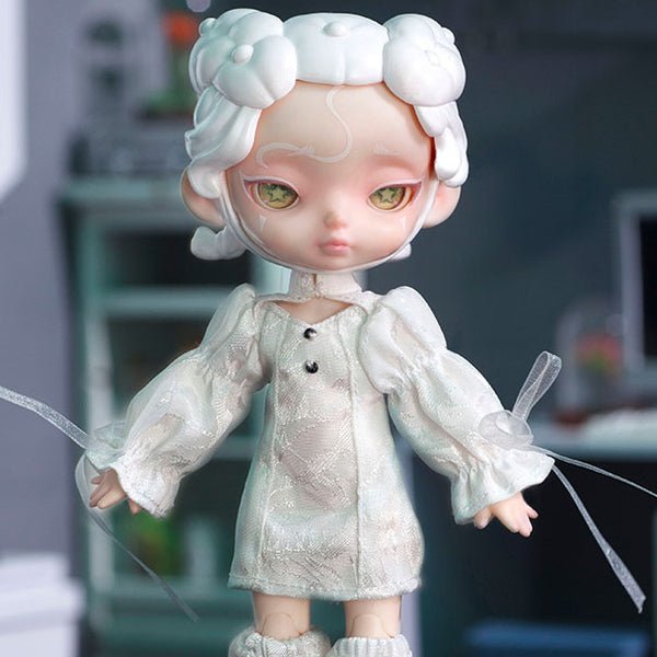 Toy City Laura Black and White Spectrum Series BJD Blind Box - OVERRATED